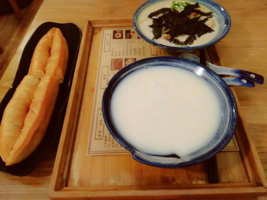 甜,咸豆浆油条