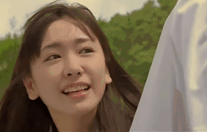 新垣结衣和石原里美是表情管理界的两位猛将,嘴巴虽然