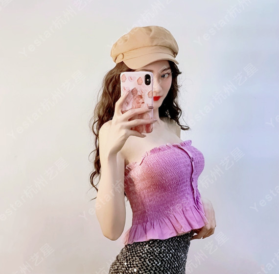 隆的胸也能好看又好摸