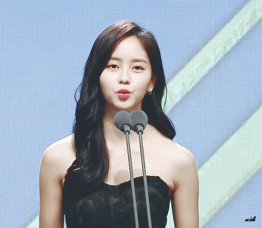 我是从《学校2015》开始入金所炫坑的