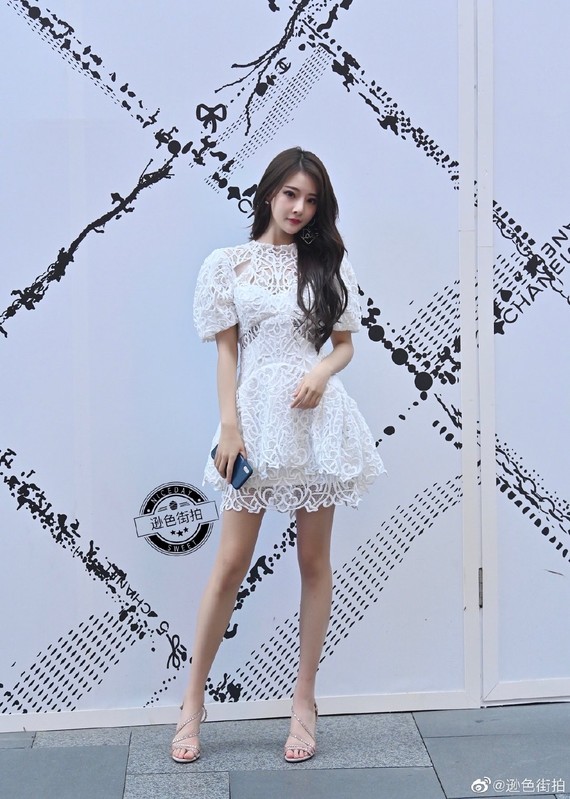 不仅如此,川渝还盛产美女网红,比如豆得儿