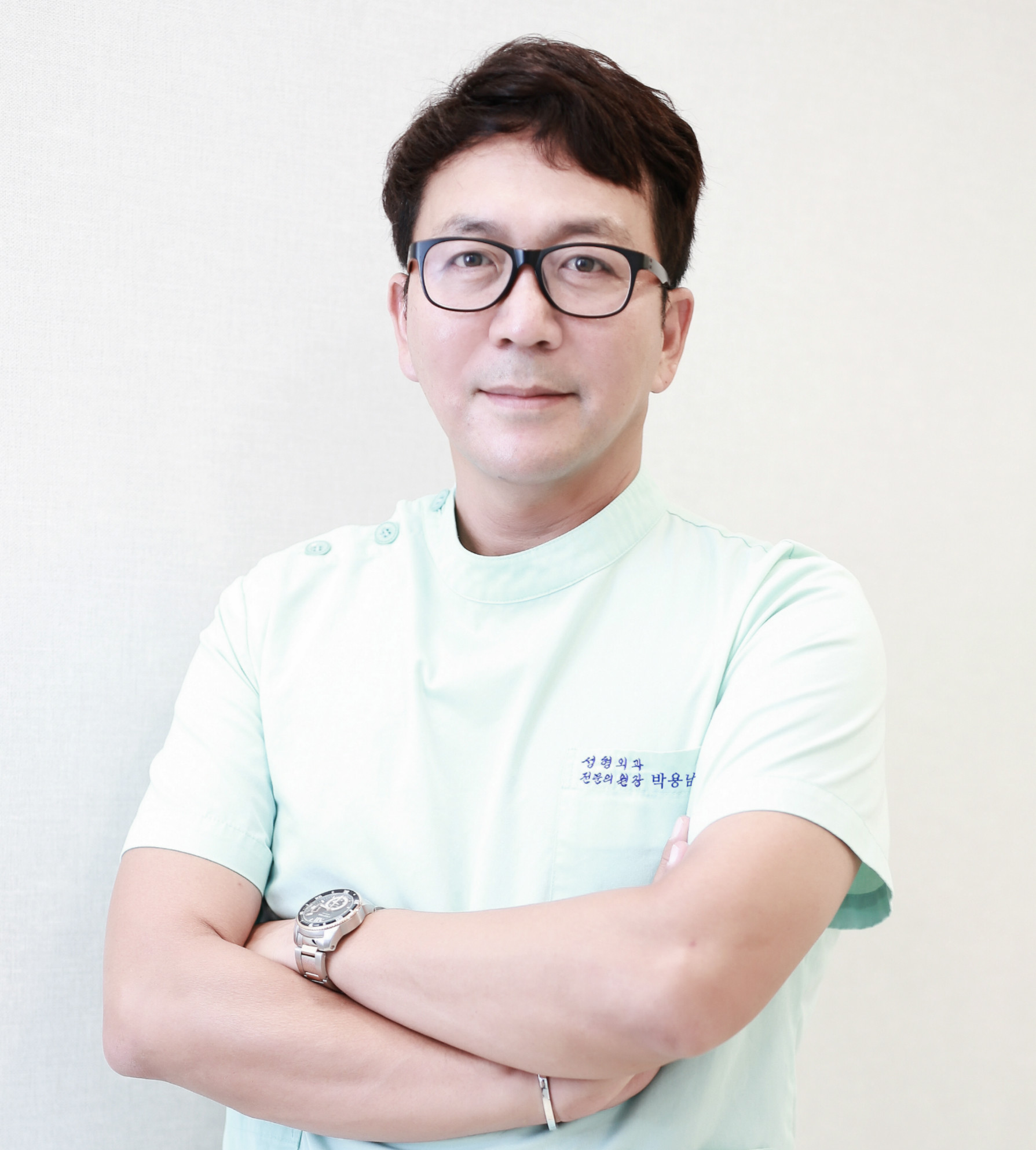 韩国ynt整形外科医院朴用南医生关注_用户日记-新氧美容整形