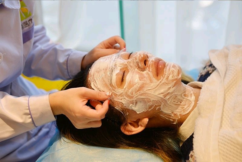 做完黄金微针术后需要如何护理呢前三天需要特别注意什么