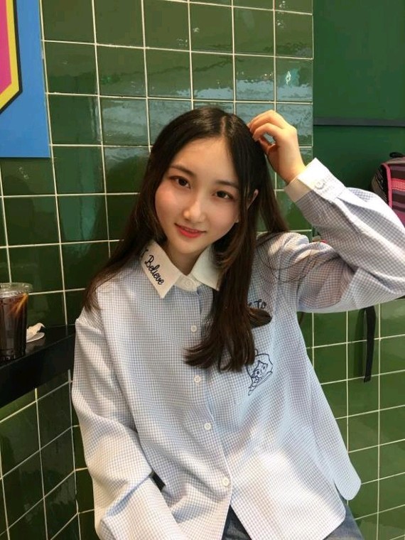 您好,头发种植的价格并不是固定的,是根据自身