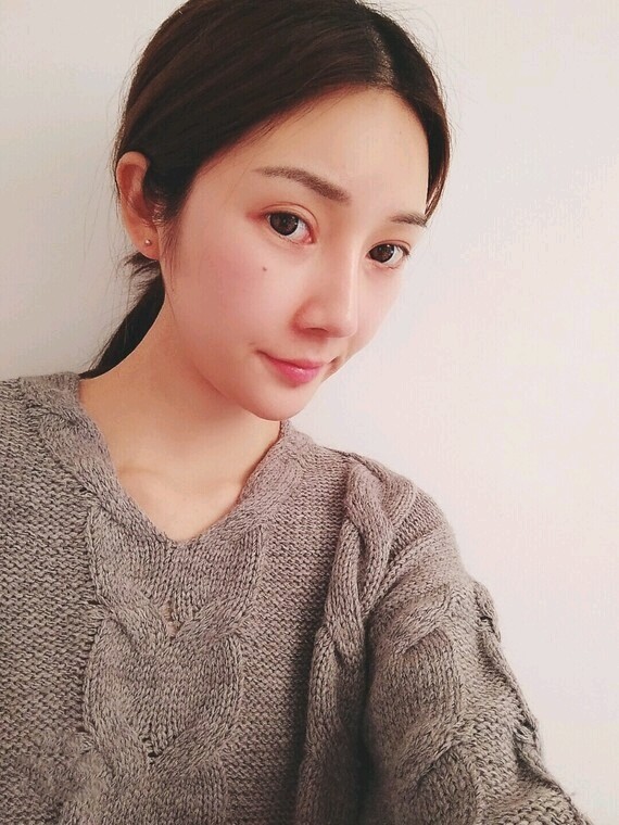 但不是所有的高鼻梁都是好看的,例如驼峰鼻,这种鼻型不管长在女人脸上