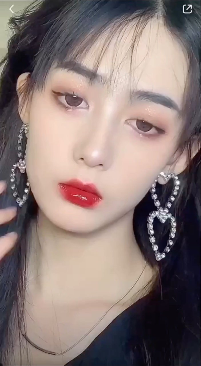 干货鞠婧祎红毯仿妆一眼万年