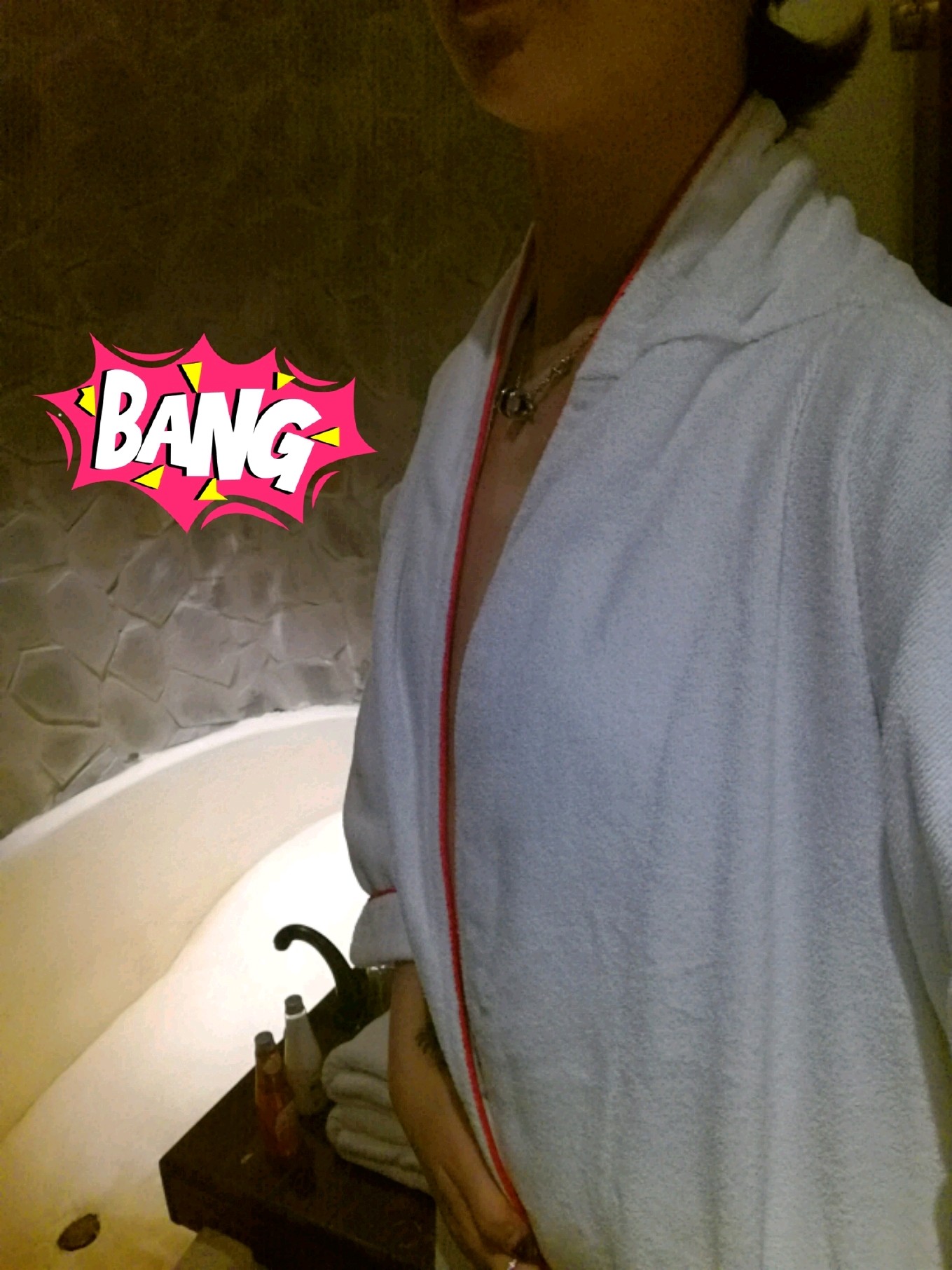 严重肿胀期自体脂肪隆胸第0天 · 第1篇日记