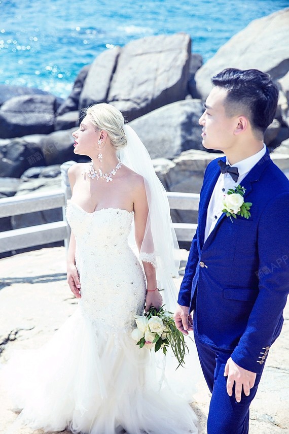 新氧- 安妮05031993 | 胸部 | 隆胸 | 假体隆胸 | 术后当自强 | 上海