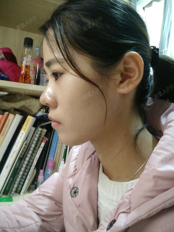 为什么侧脸很迷?