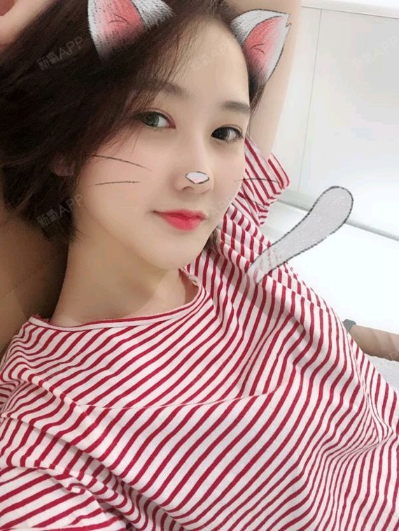 宝宝因为苹果肌比较扁平而显得面部不立体中面部塌陷离美貌还是差一丢