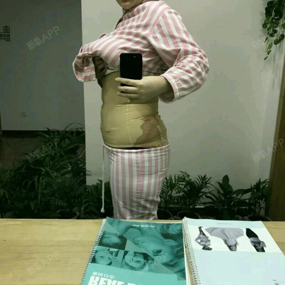 腰腹环吸一个月的图片图片
