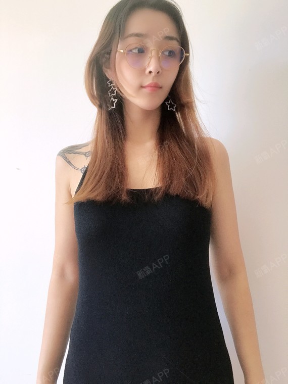 我妈说:"你那莱雒磐诵卣峙恍卣滞媾发育的女同学大学女生