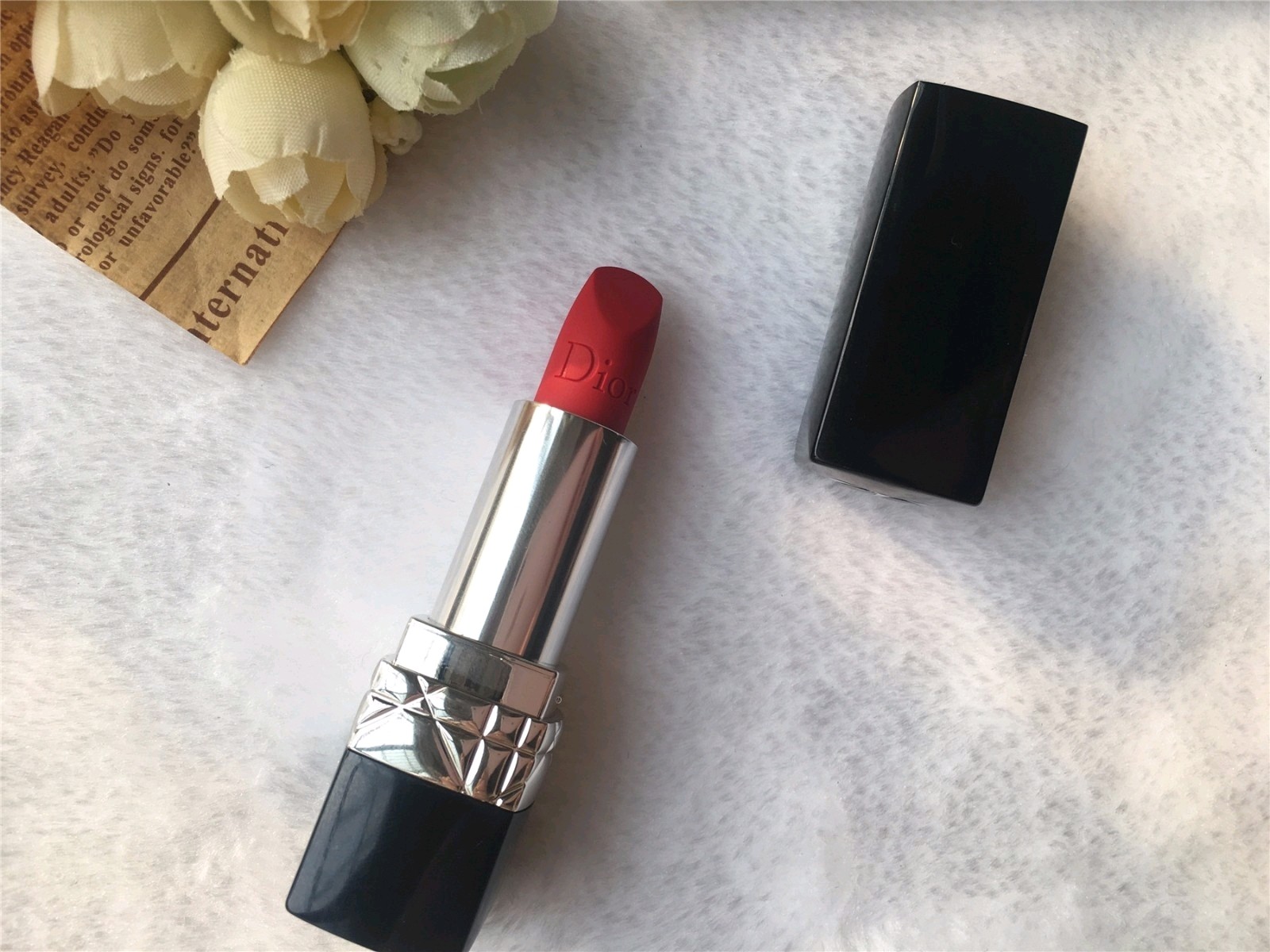 迪奥888·俗称发财色 就算不涂也要在兜里揣着,心有底!888!