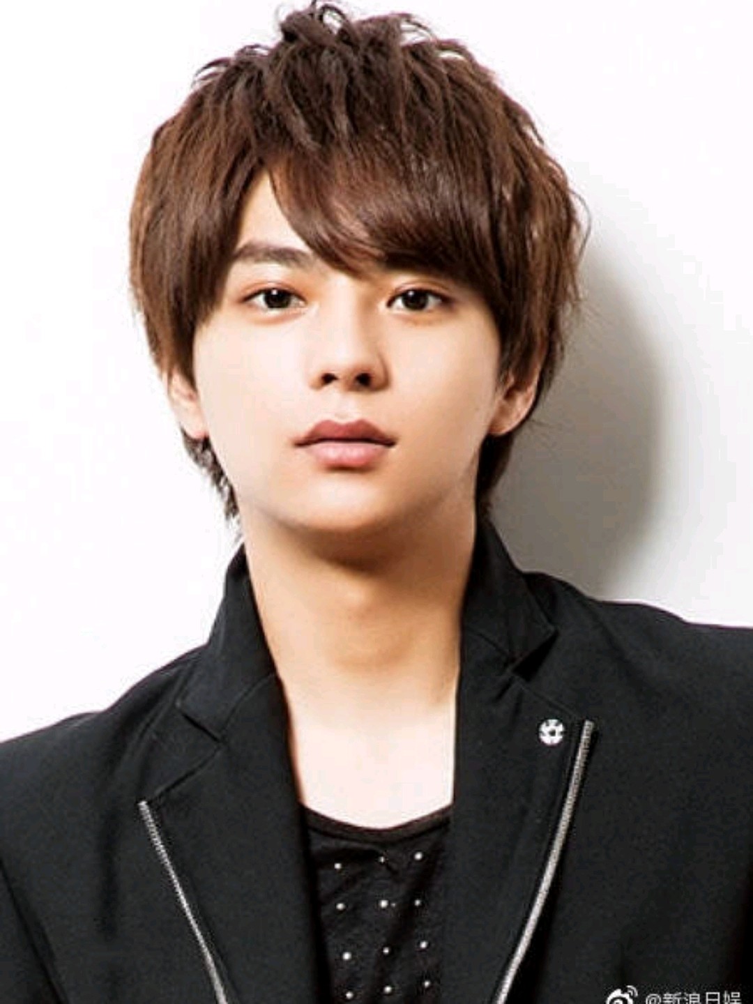 整容模板预订 Vivi 杂志按照惯例公布读者票选的 圈子 新氧美容整形