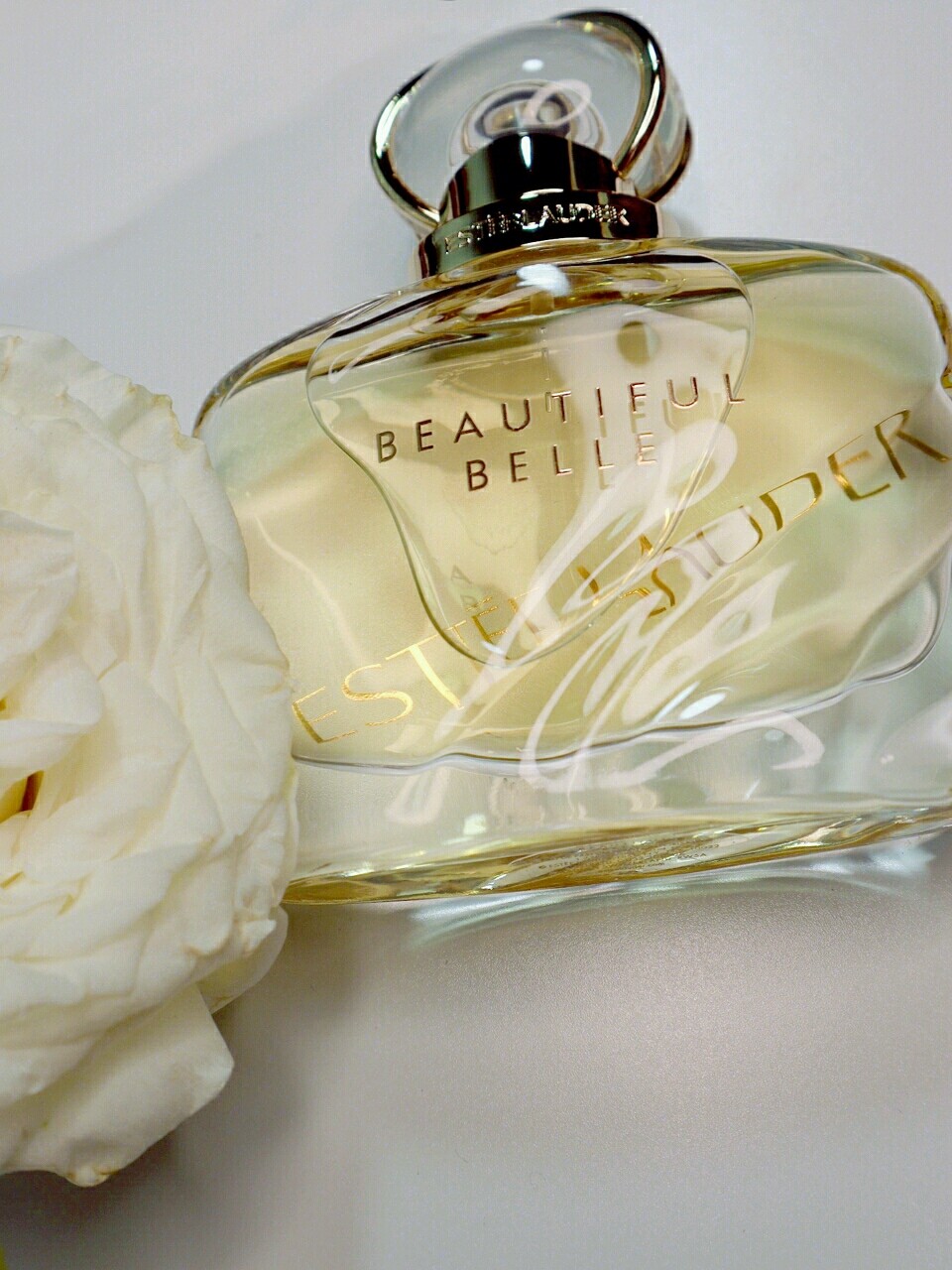 雅诗兰黛真爱香水!真爱是什么味道?我想那一定不能_圈子-新氧美容整形