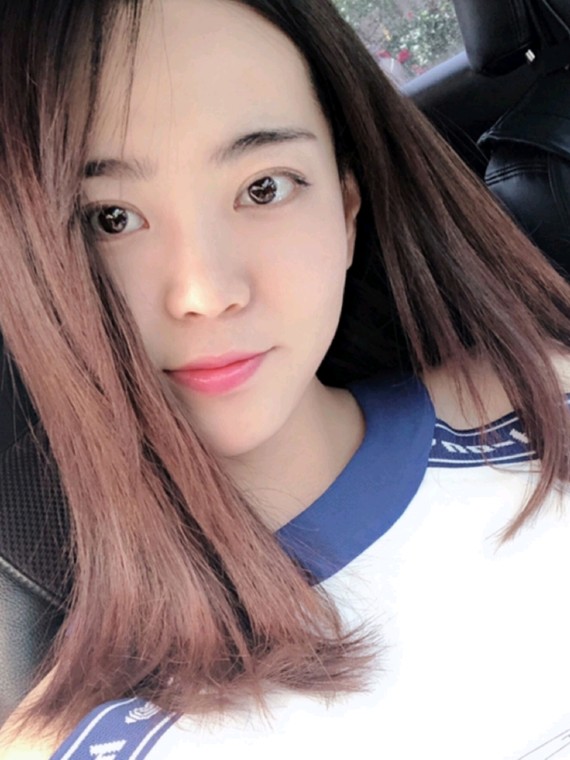 脱发后头皮变硬,怎么拯救!正常长着头发的头皮