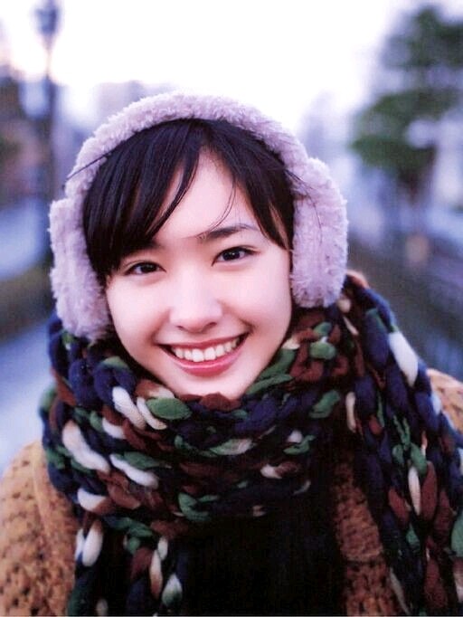 新垣结衣的笑知名度非常高,以治愈,清爽,甜蜜,有夏_圈子-新氧美容整形