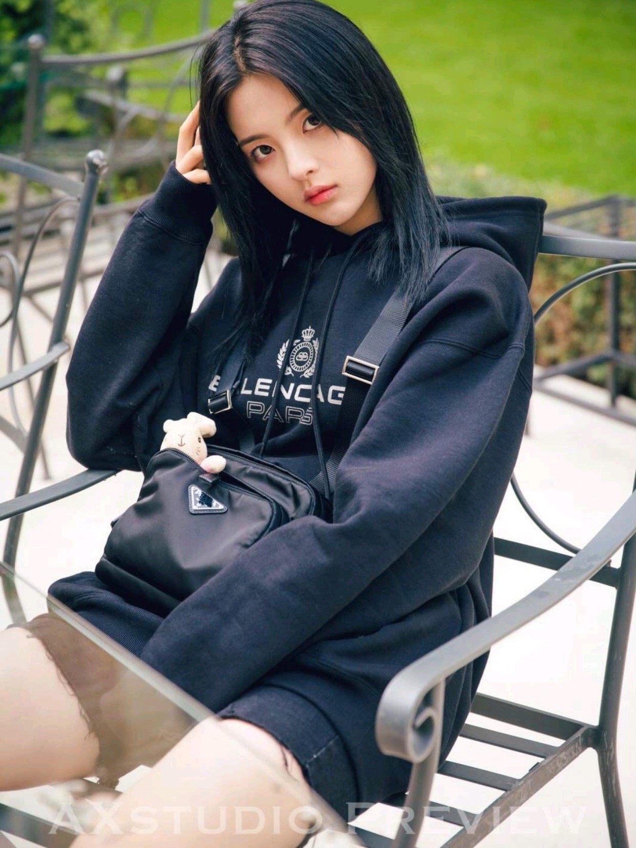 说起娱乐圈锦鲤,大家首先想到的可能就是杨超越了,从101开播以来,超越