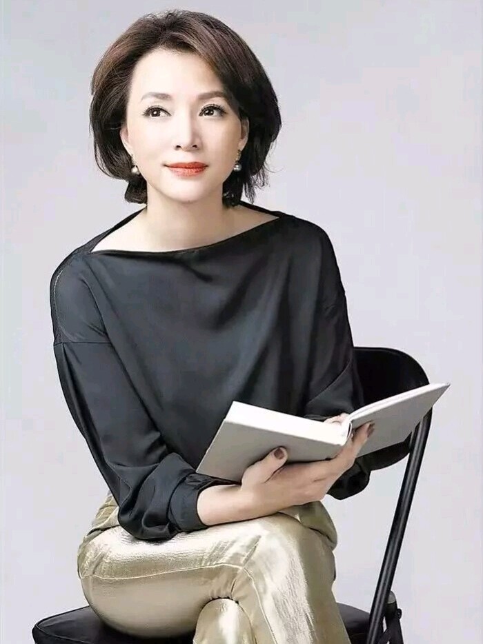 女孩如何拥有姿态的从容感?