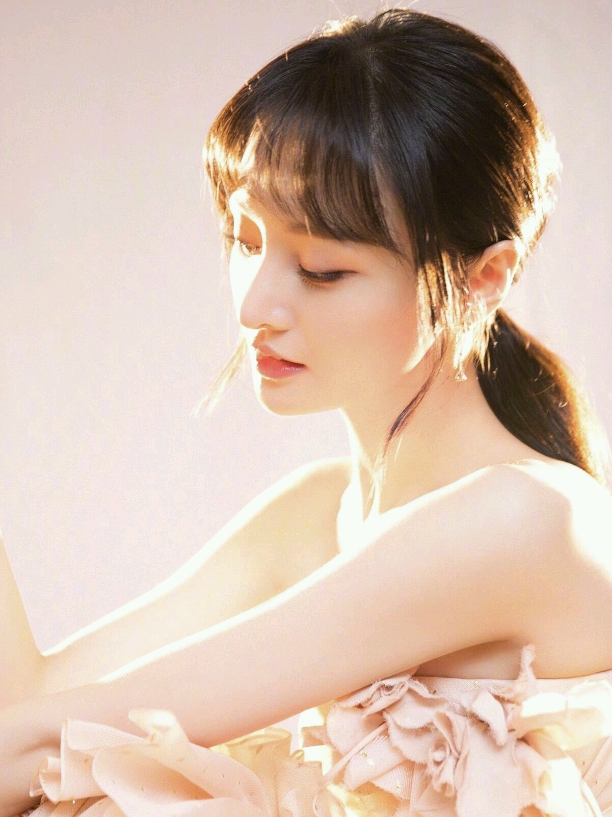 郑爽是如何从自卑到如今自信的闪闪发光?