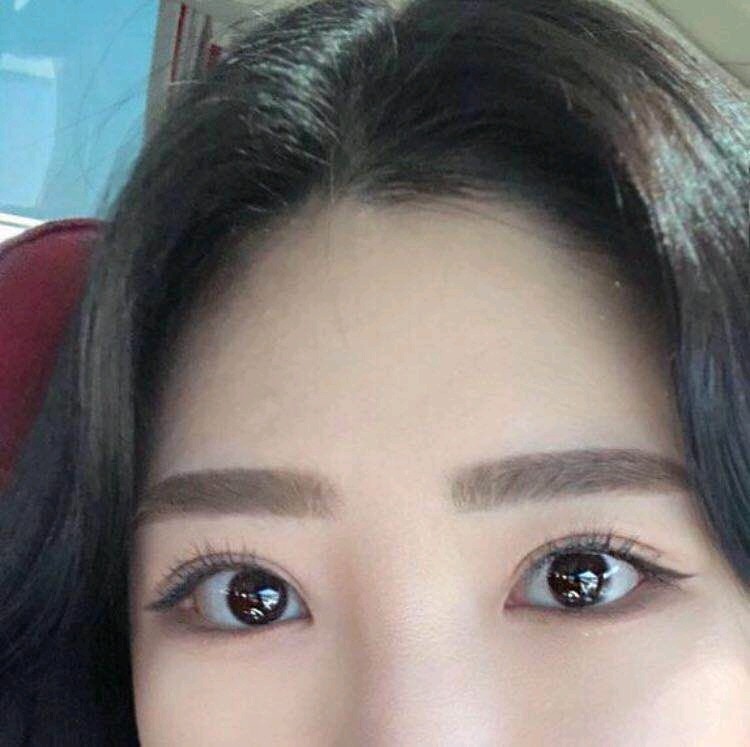 魅力的大眼睛是很多美眉都喜欢的,单眼皮对自己的影响_圈子-新氧美容