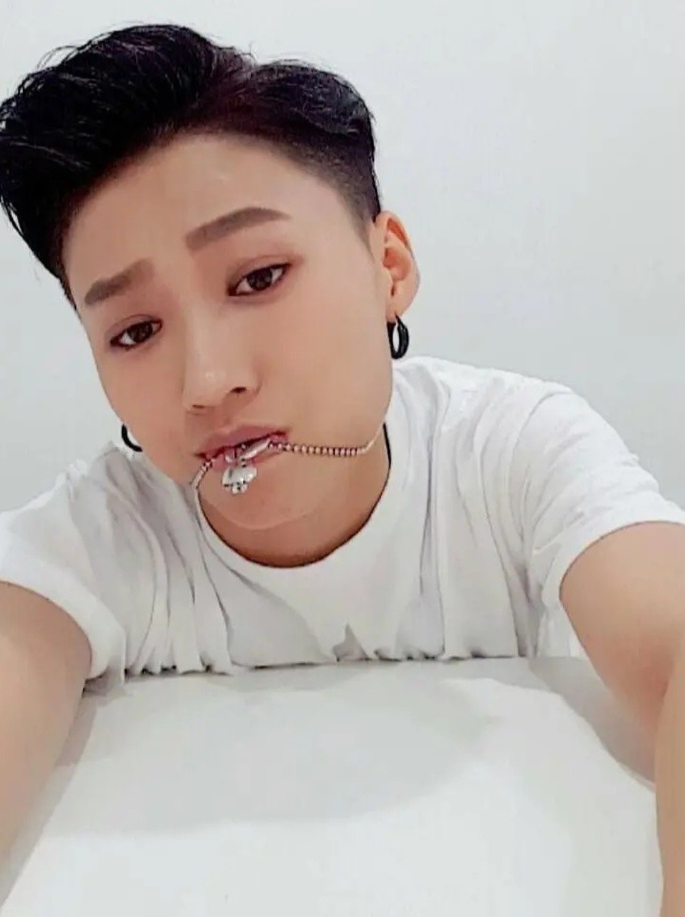 最近刘雨昕还是很火的,有很多人喜欢她,这种偏中性的_圈子-新氧美容