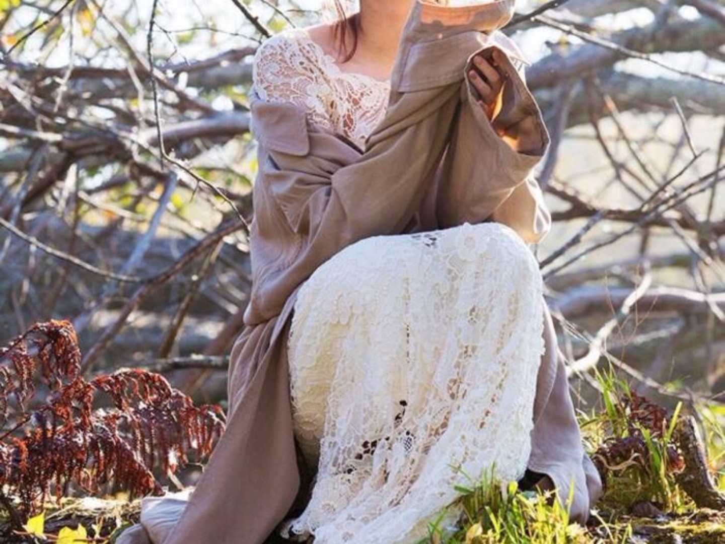 一说起新垣结衣,我们脑子里就会浮现出她的笑容,治愈人心,好像一看到