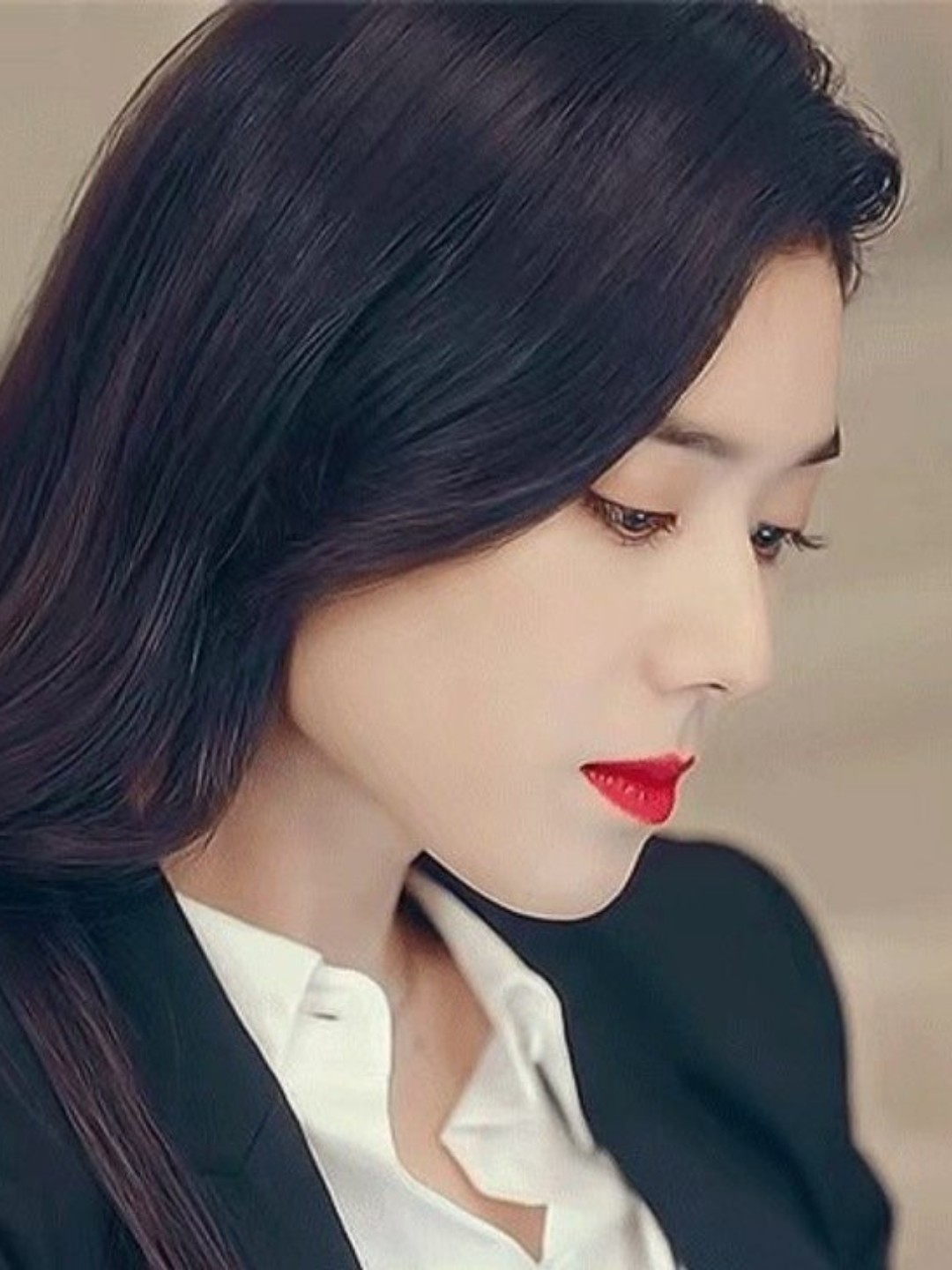 最近被韩剧《永远的君主》女二郑恩彩迷的神魂颠倒 她的侧颜神似