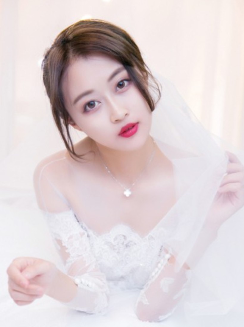 05侨潞怎么白了这么多