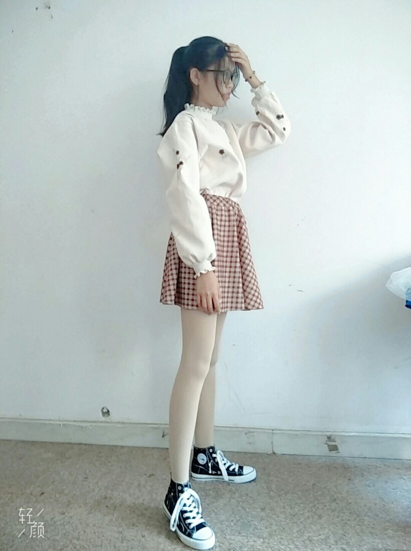 晒出你的女团腿