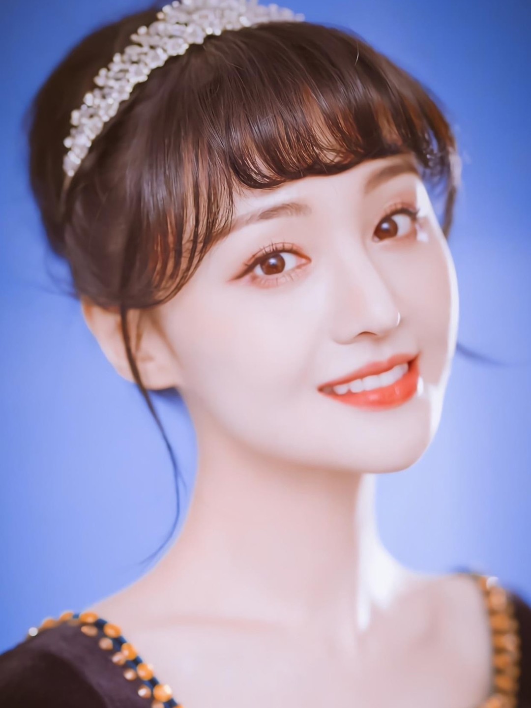 郑爽面目饱满了少女感就来了