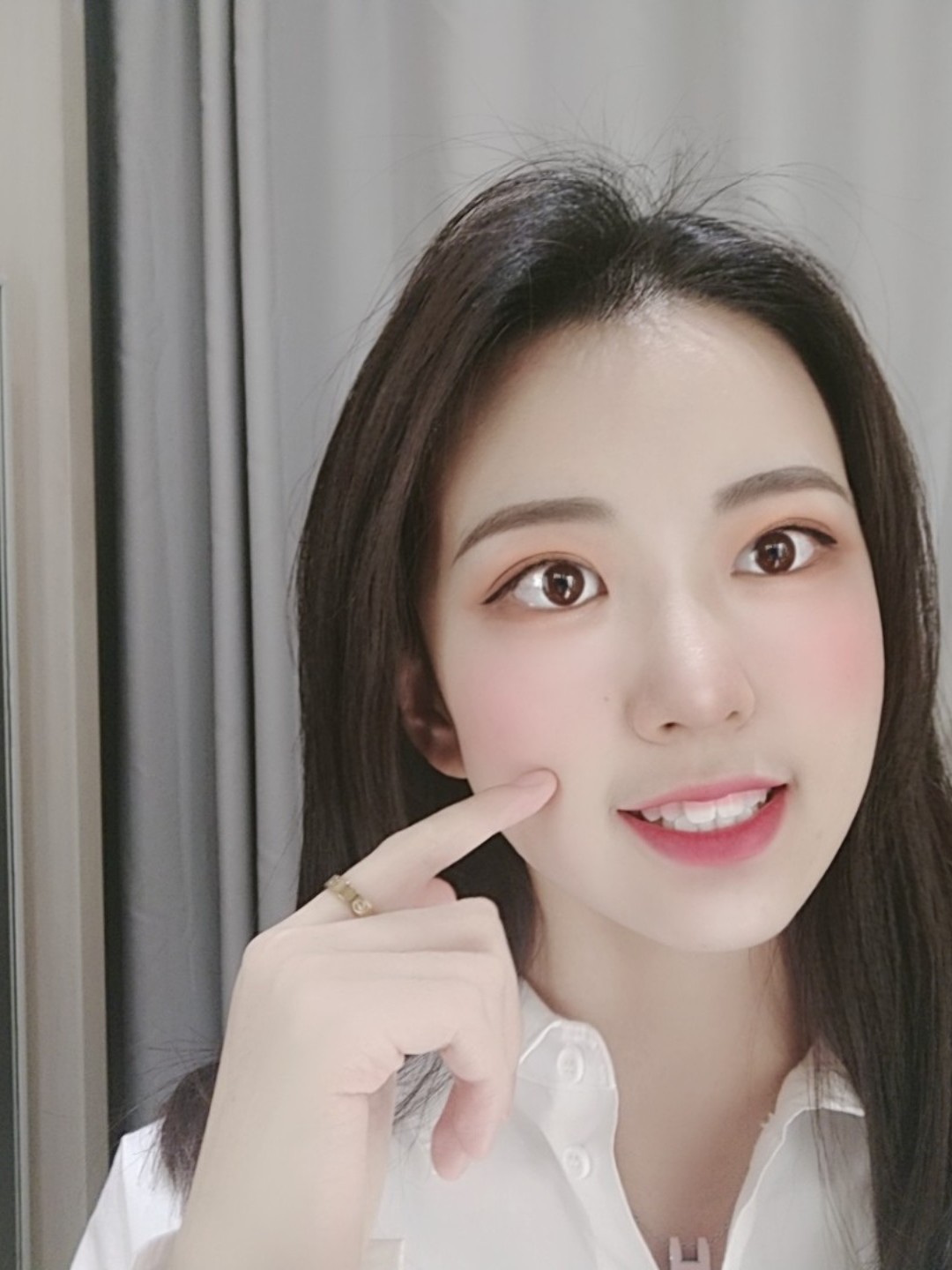 以前看着电视上的明星代言的牙膏广告,明星登场时那一_圈子-新氧美容