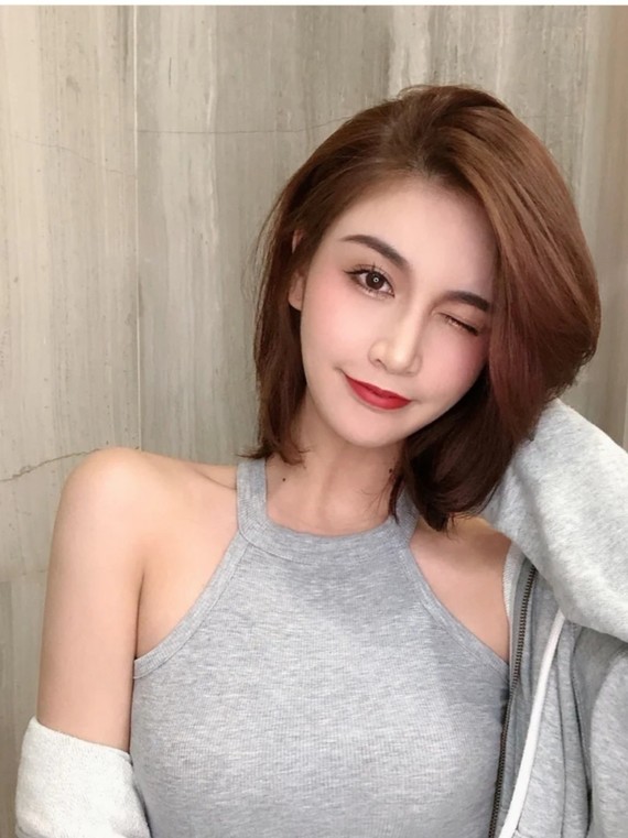 夏季最美的锁骨发减龄显脸小