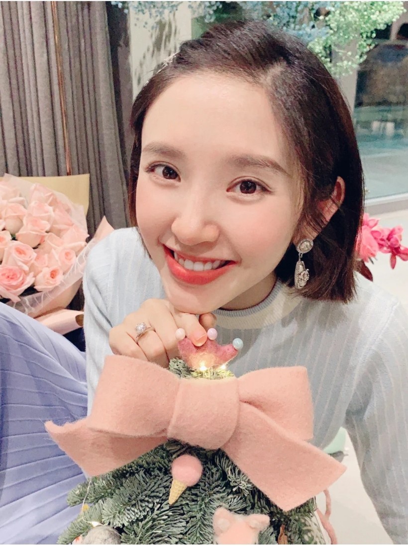 99我真的太喜欢唐艺昕和章若楠的笑了,笑起来整个人都_圈子-新氧