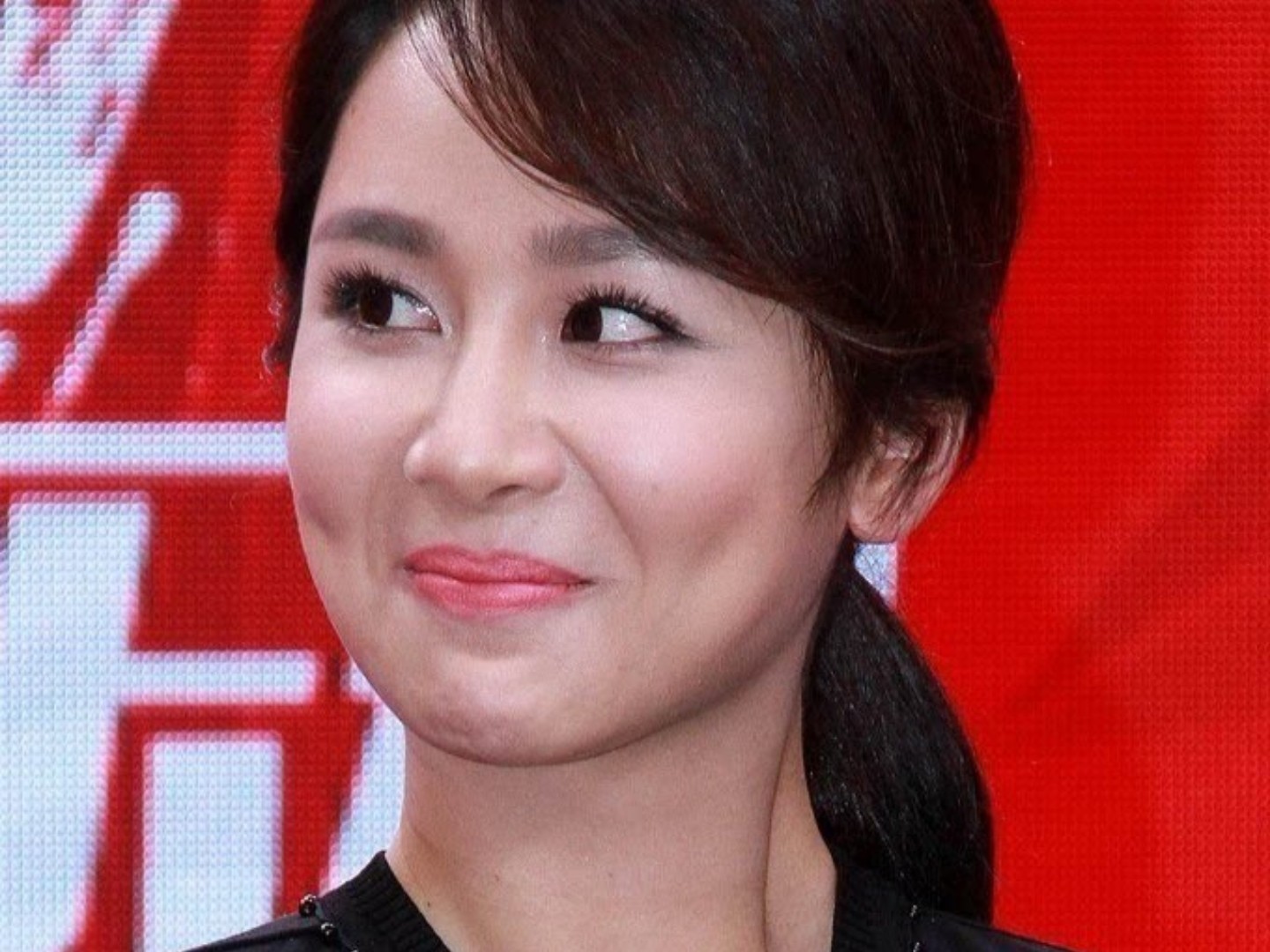 杨紫不是因为她的长相,而是在于她接地气的性格.