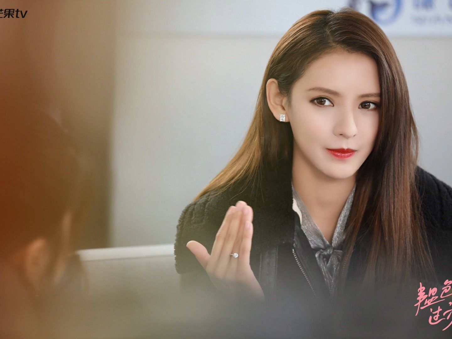 最近,张予曦凭借饰演《韫色过浓》中的女主角苏矜北圈了不少粉.