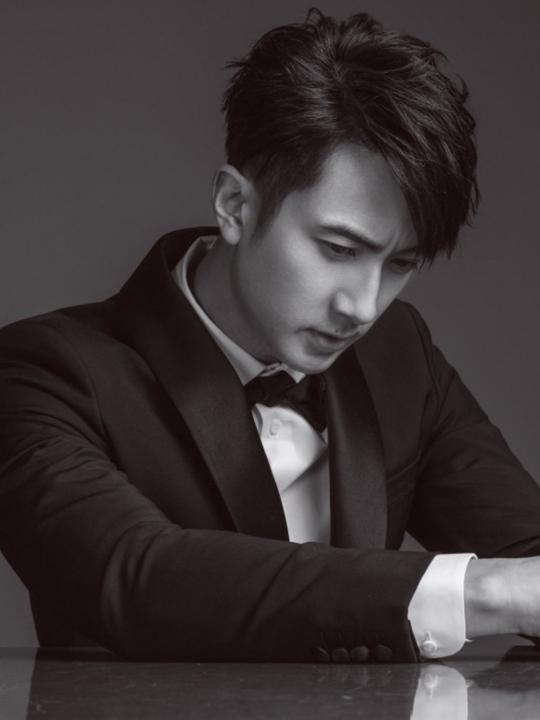 对于吴尊这种长相还有身材我真的是没有抵抗力