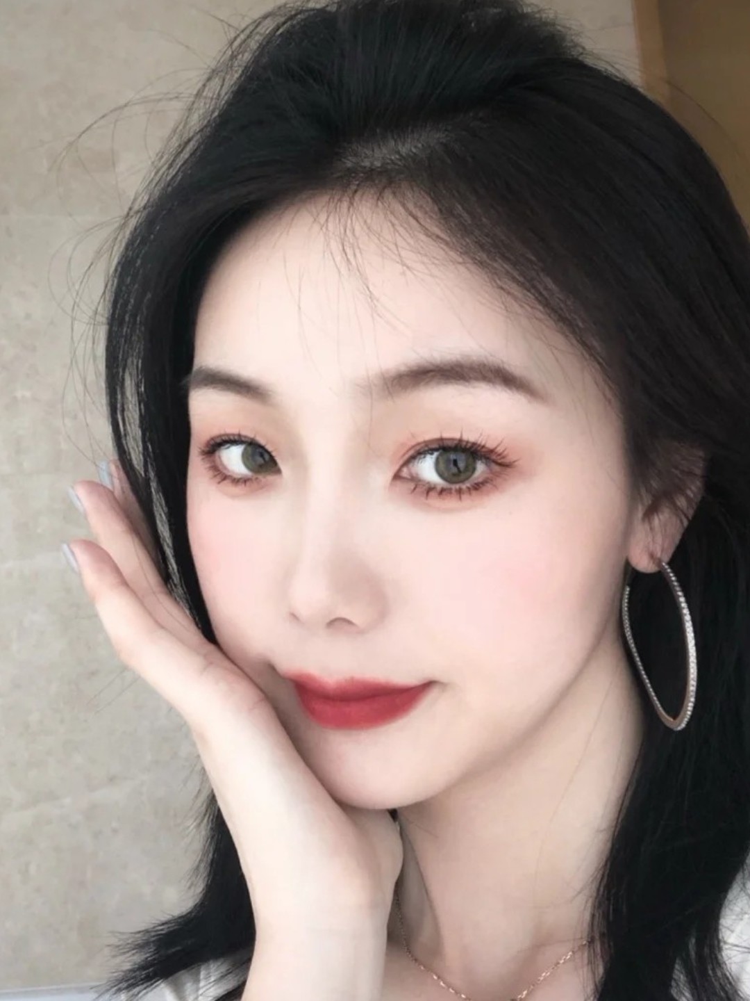 你是否羡慕很多高鼻梁的mm,鼻梁撑起颜值,高鼻梁大_圈子-新氧美容整形