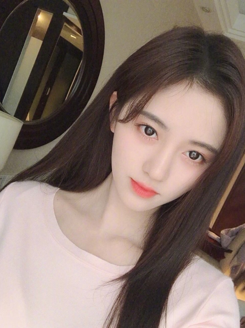 鞠婧祎为什么是四千年一见的美女?来pick一下她妆造就知道啦!