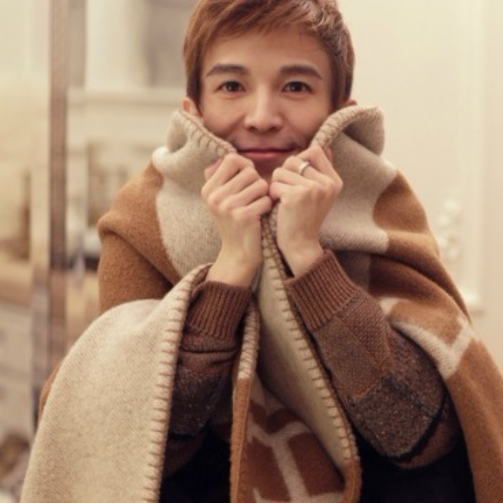 郭敬明是80后著名作家导演其导演的小时代悲伤逆流成河等电影广受好评