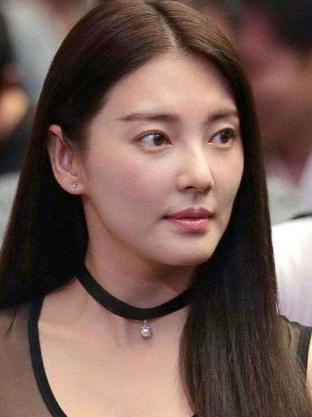 张雨绮怎么变美了这些做了扇形双眼皮的女明星为什么都_圈子-新氧美容