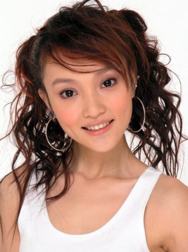 贾乃亮的女儿改名跟李小璐姓,李小璐的脸又变了7171近_圈子-新氧