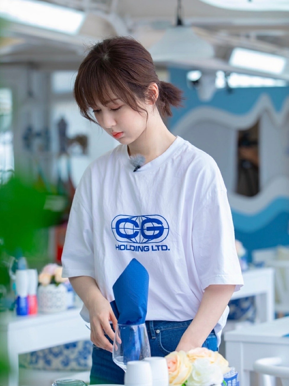 杨紫穿搭太适合普通女孩了.