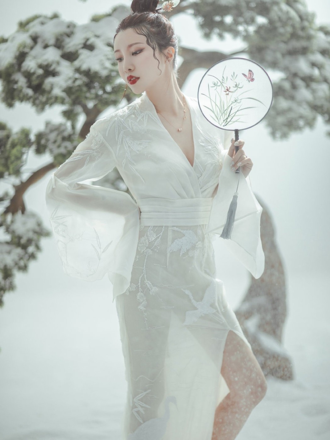 假脸网红张沫凡96今日张沫凡发文回应被商家欺骗一事,_圈子-新氧