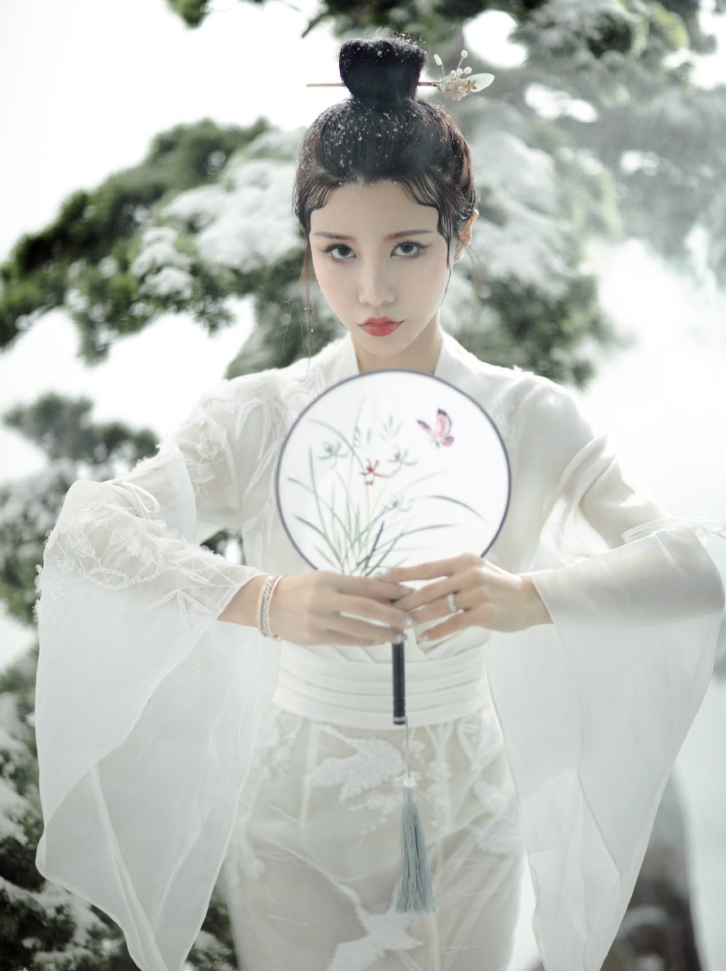 假脸网红张沫凡96今日张沫凡发文回应被商家欺骗一事,_圈子-新氧