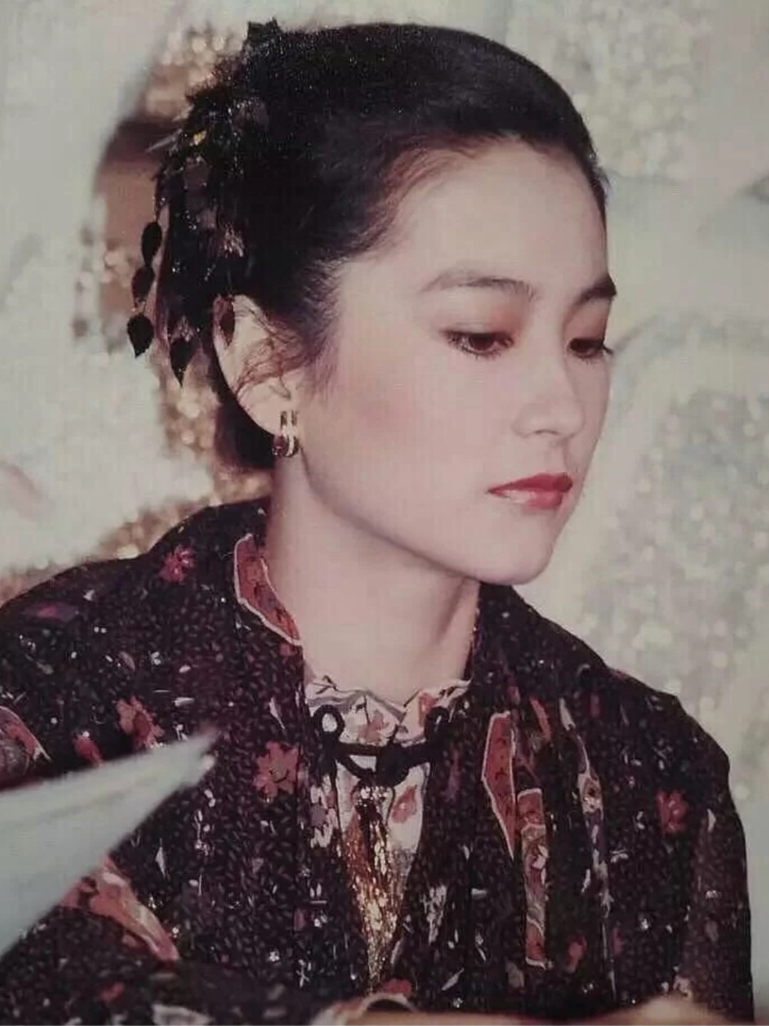 作为一代人的女神,林青霞年轻时的美貌依旧让人记忆深