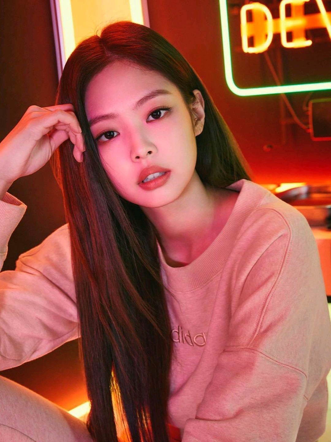 她竟然成為韓國整容模板第三名——blackpink jennie面部分析