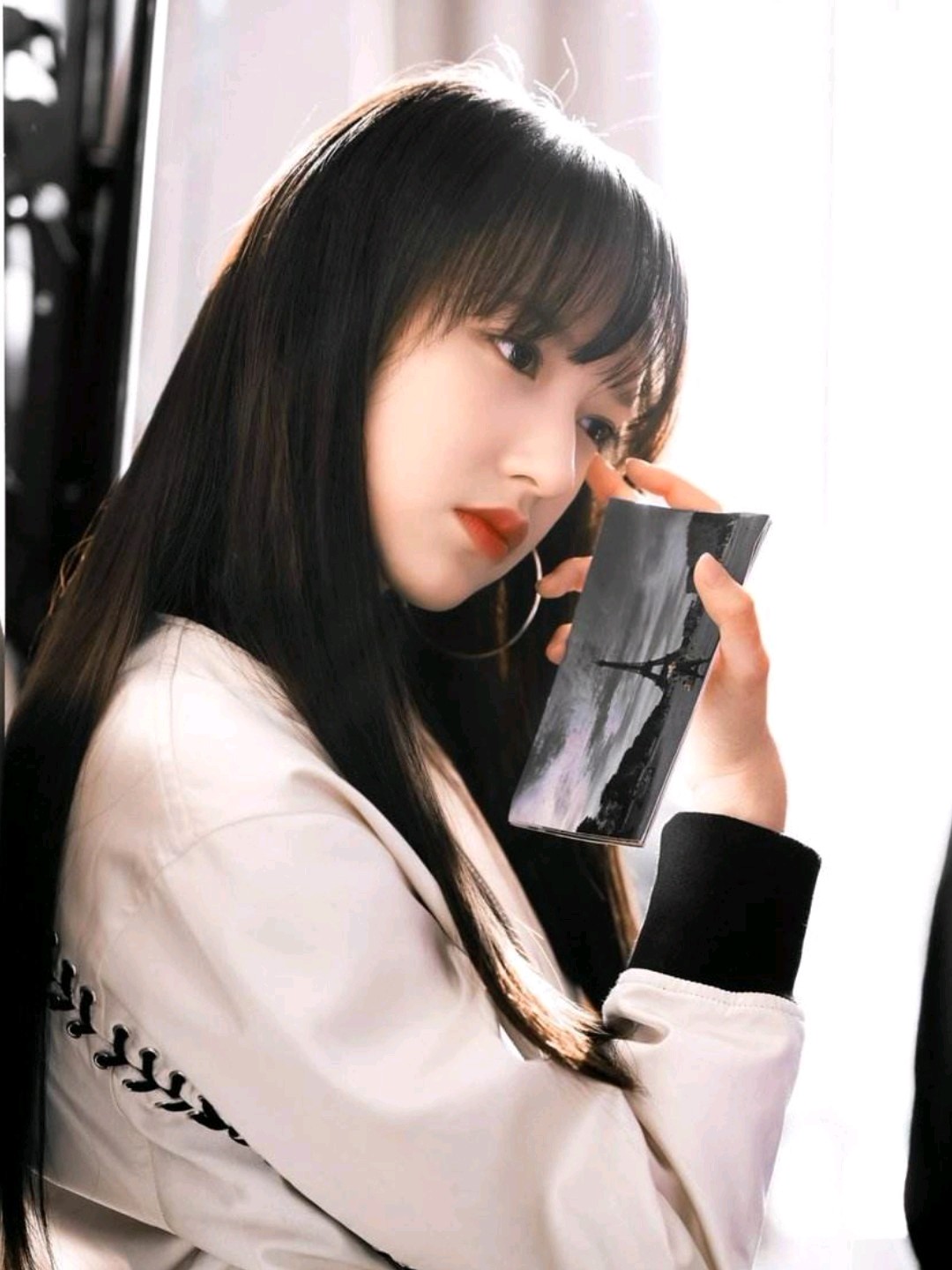 天醒之路已经播完了,这部剧算是热度较高,由两个