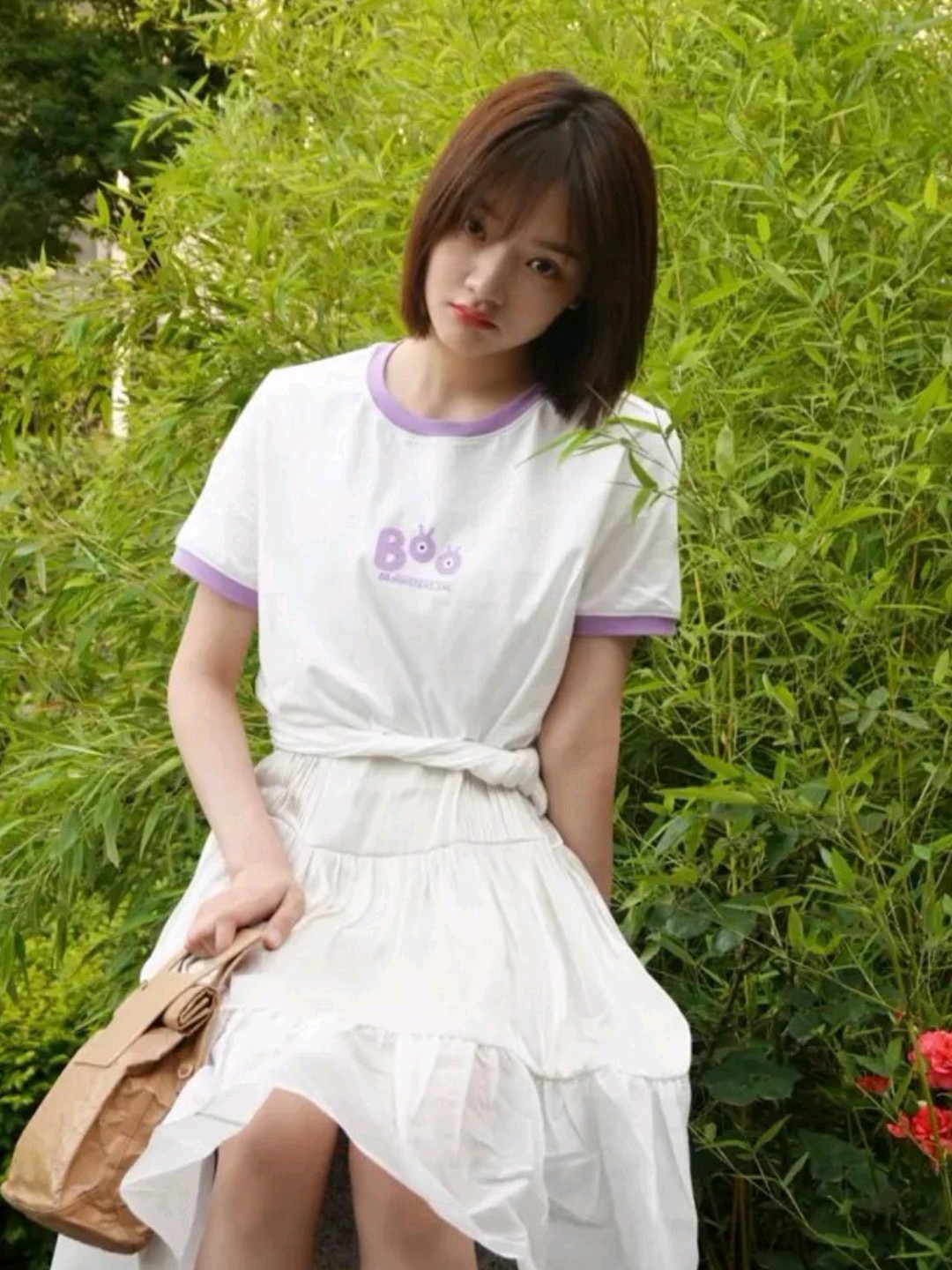 凭借电影《悲伤逆流成河》爆红的新生代演员任敏拥有一副清纯甜美的