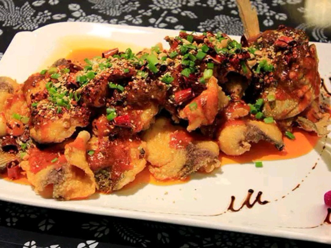 0000金牌香辣鱼原料:草鱼一条,_圈子-新氧美容整形